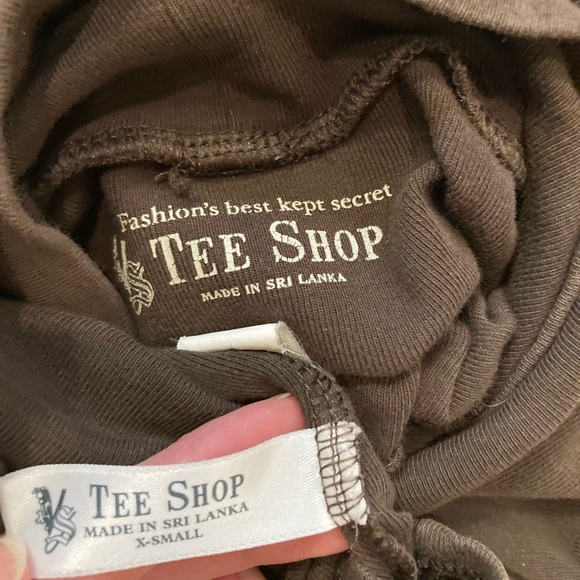 Victoria’s Secret Brown Turtleneck - Picture 5 of 7